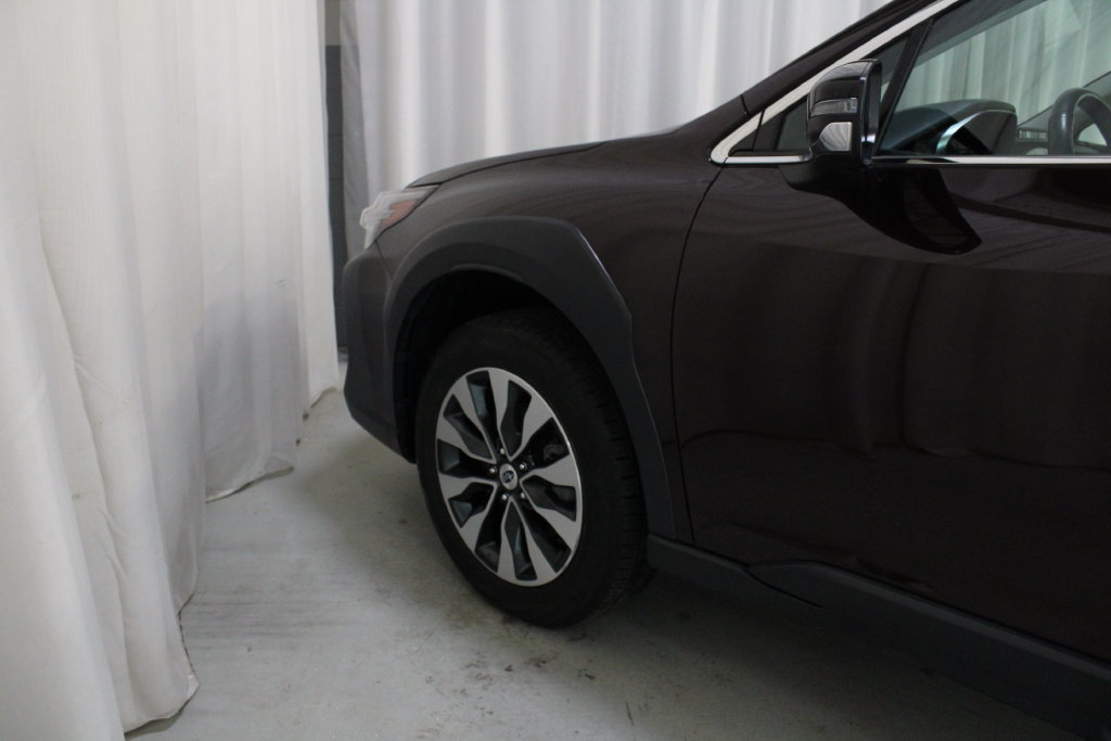 Used 2024 Subaru Outback Limited AWD/4WD image 31