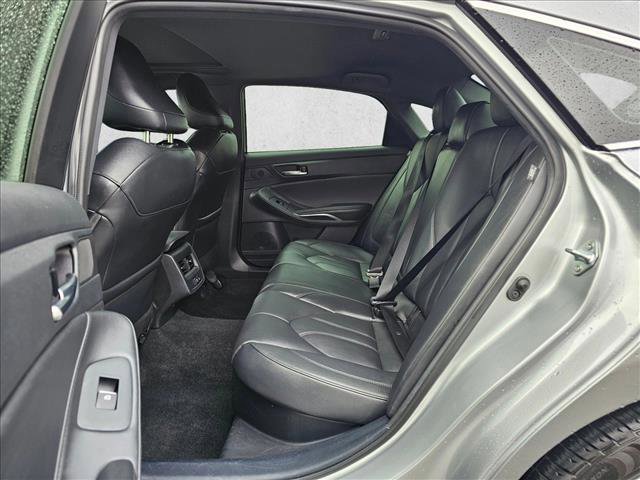 Used 2022 Toyota Avalon XLE w/ Moonroof Package image 15