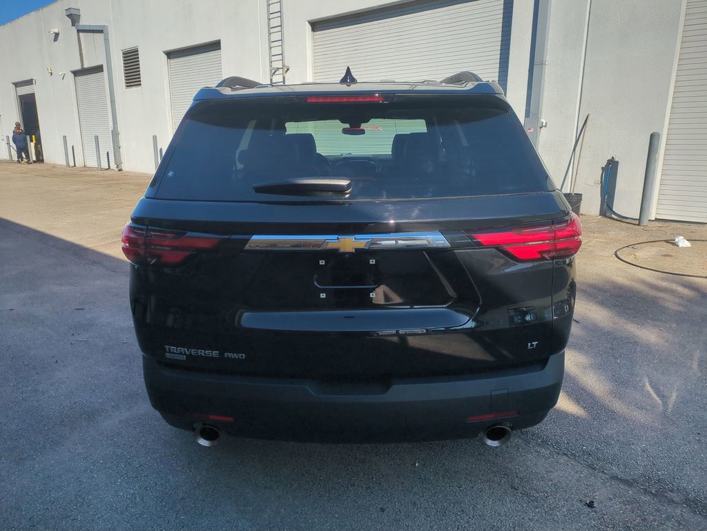 Used 2024 Chevrolet Traverse LT image 7