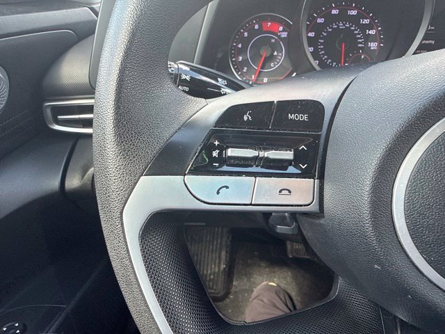 Used 2022 Hyundai Elantra SEL FWD image 18