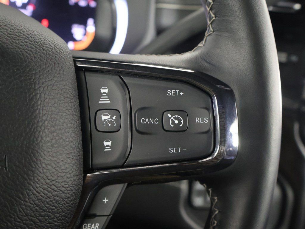 Used 2024 RAM 3500 Limited image 39