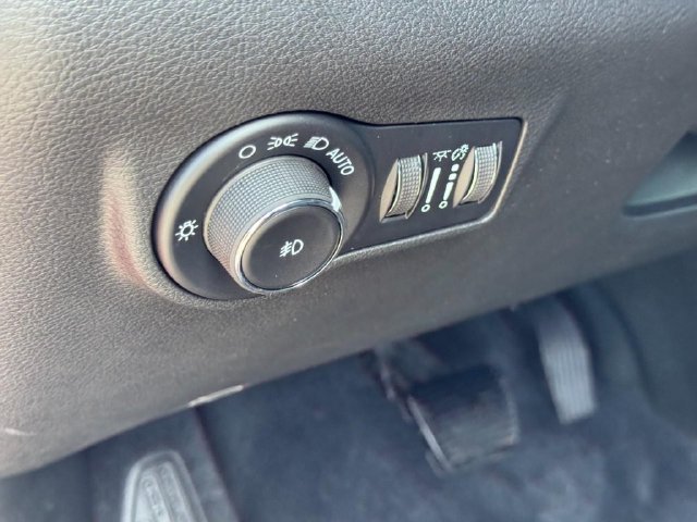 New 2026 Jeep Compass Limited w/ Sun, Sound & Navigation Group AWD/4WD image 21