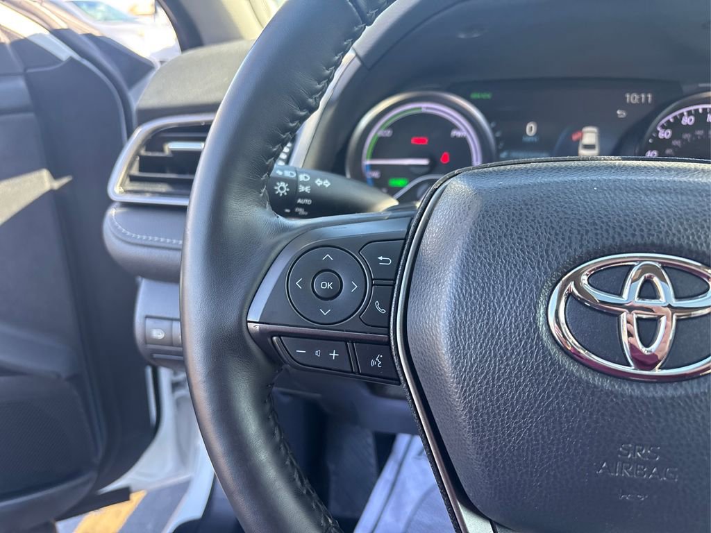 Used 2021 Toyota Camry XSE w/ Navigation Upgrade Package image 24