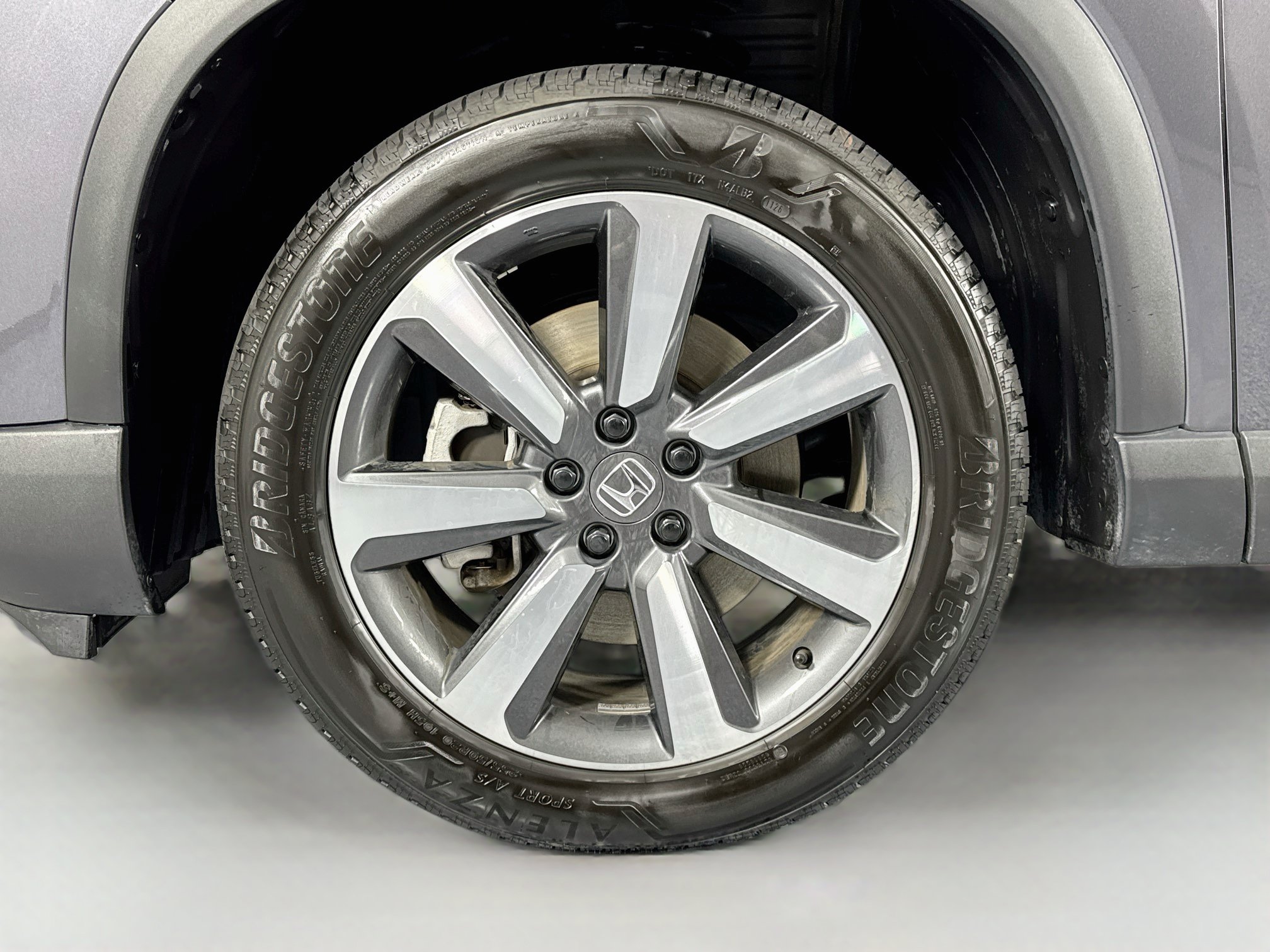 Certified 2025 Honda Pilot Touring image 34