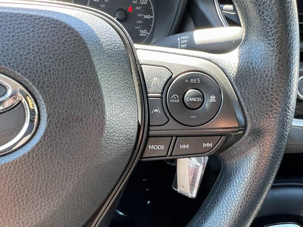 Used 2023 Toyota Corolla LE image 22