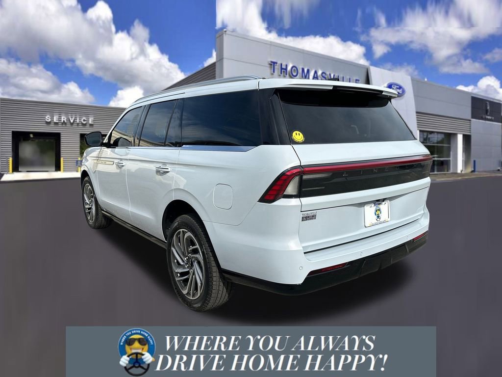 New 2026 Lincoln Navigator Reserve image 4