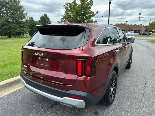 Certified 2025 Kia Sorento LX FWD image 22