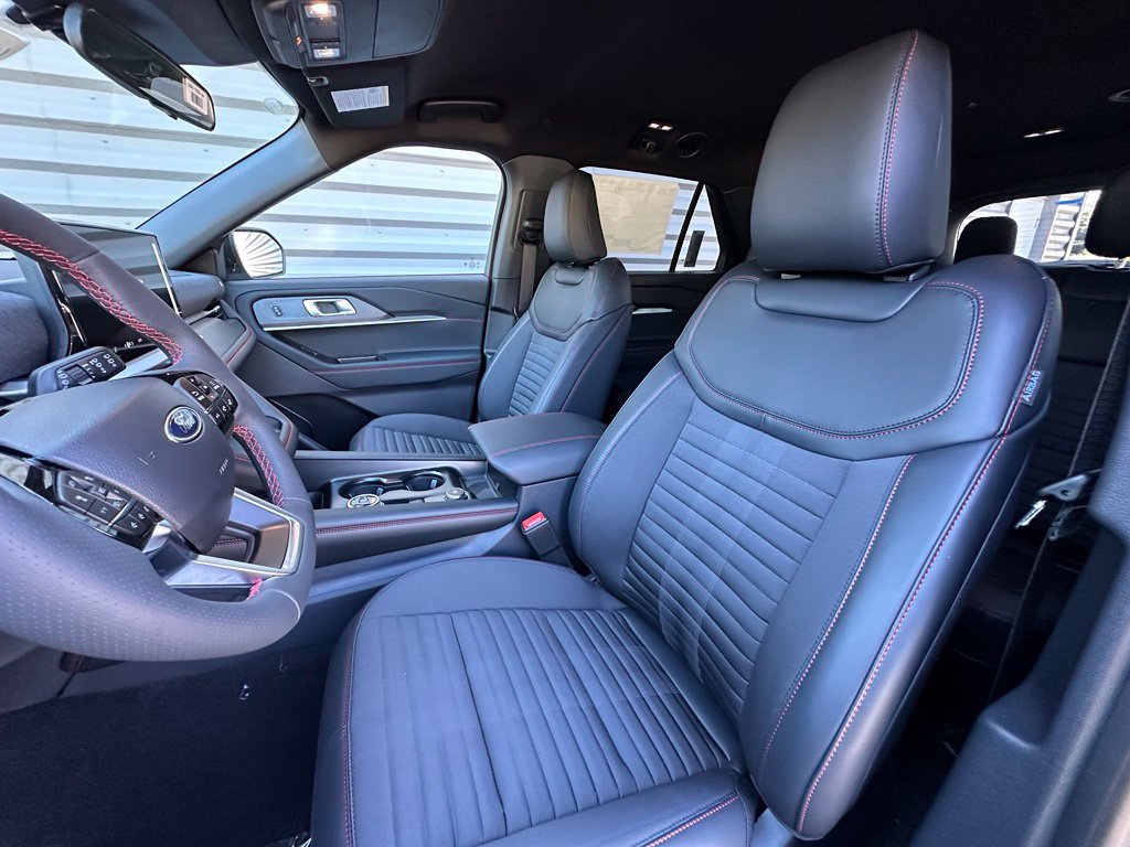 New 2027 Ford Explorer ST-Line AWD/4WD image 15