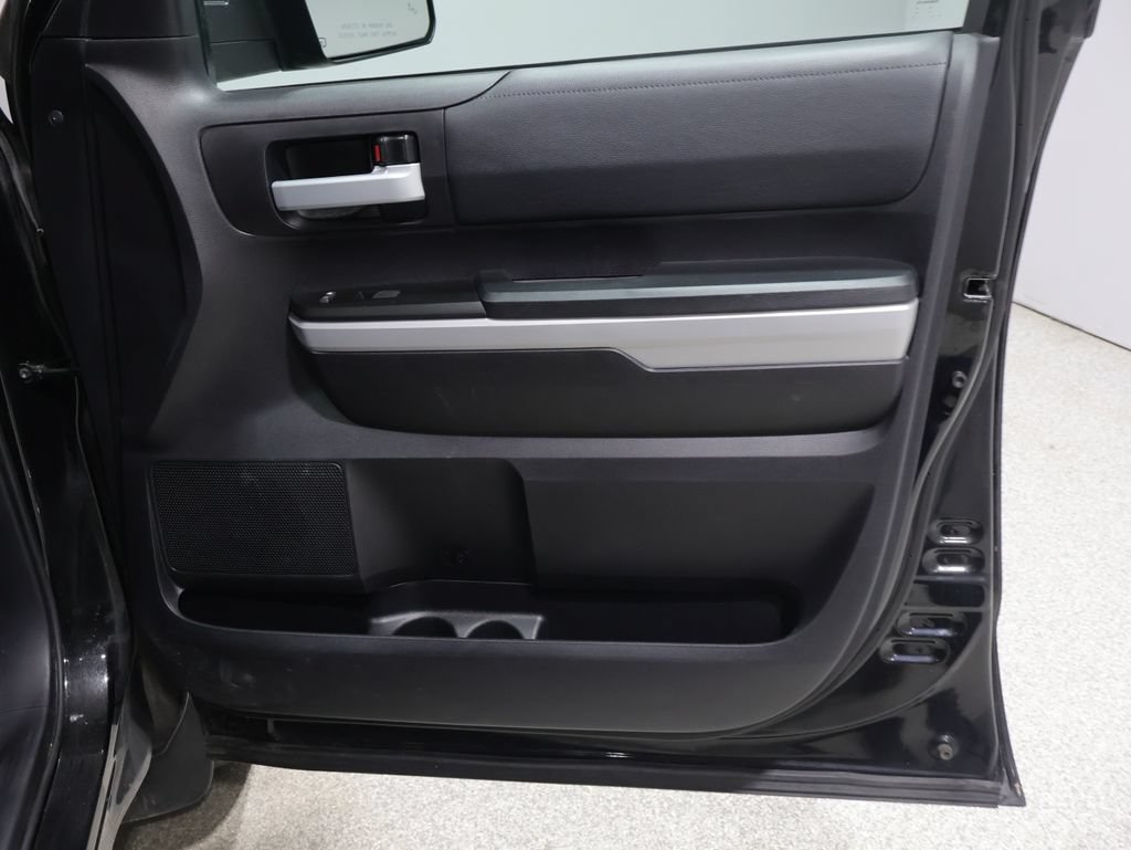 Used 2021 Toyota Tundra SR5 AWD/4WD image 22