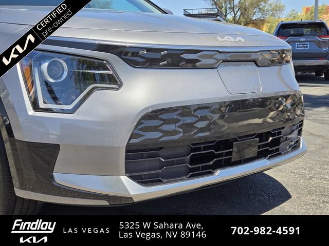 Certified 2024 Kia Niro Wind FWD image 2
