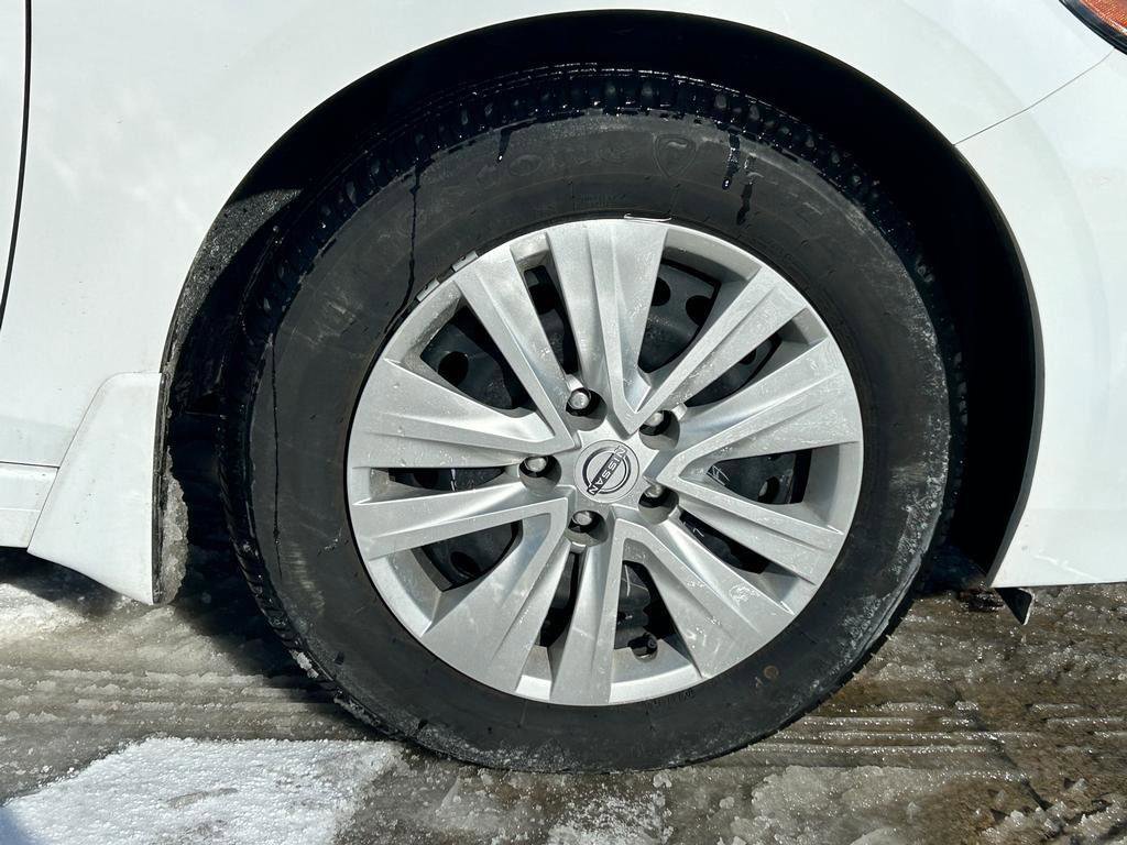 Certified 2025 Nissan Sentra S image 45