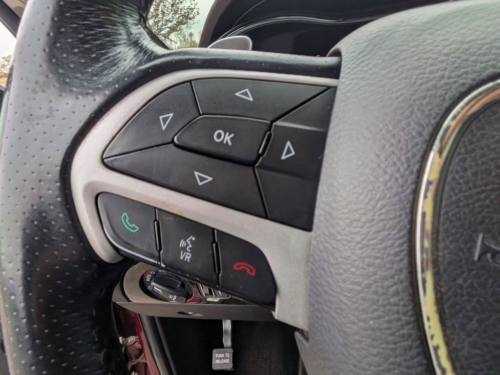 Used 2017 Dodge Durango Citadel w/ Technology Group AWD/4WD image 17