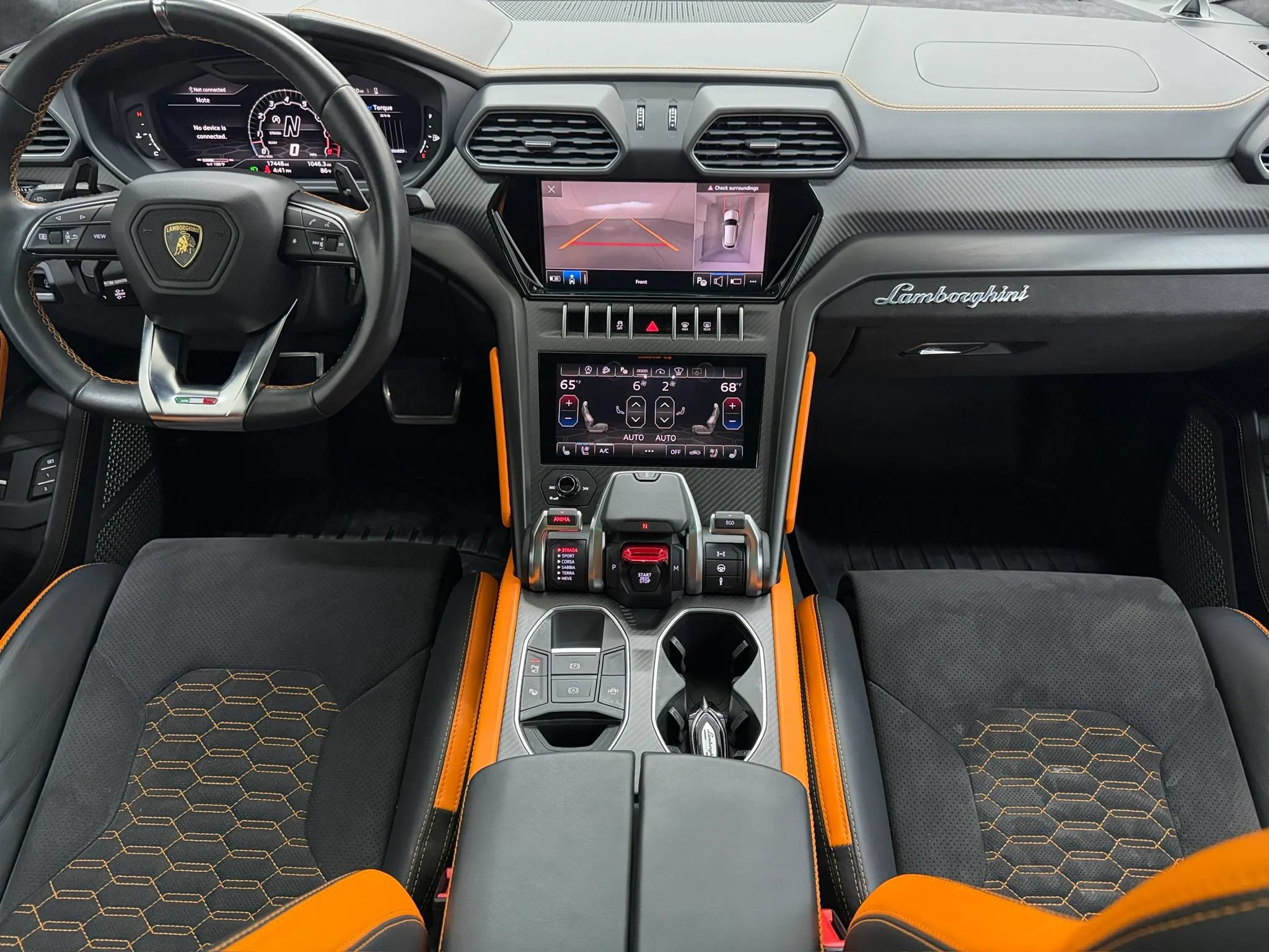 Used 2022 Lamborghini Urus AWD/4WD image 52