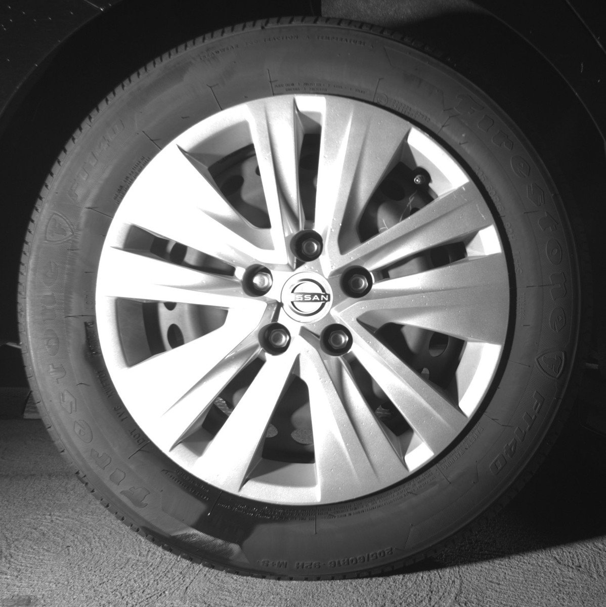 Used 2025 Nissan Sentra S image 15