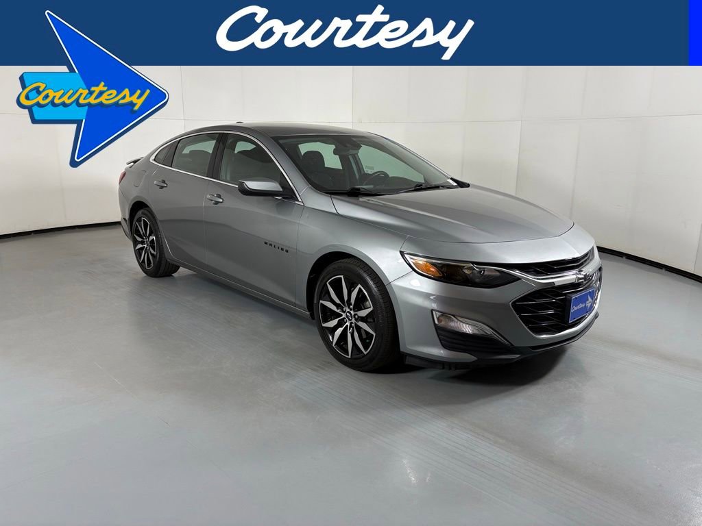 Used 2023 Chevrolet Malibu RS FWD image 1