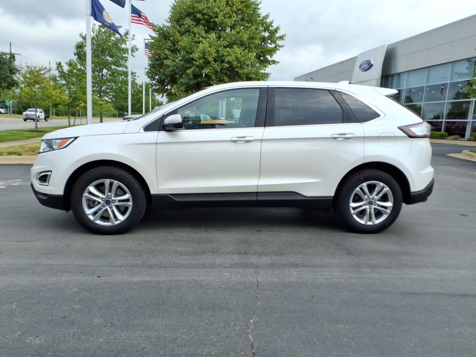 Used 2018 Ford Edge SEL w/ Equipment Group 201A AWD/4WD image 4