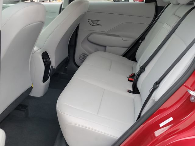 Used 2025 Hyundai Kona SEL image 11