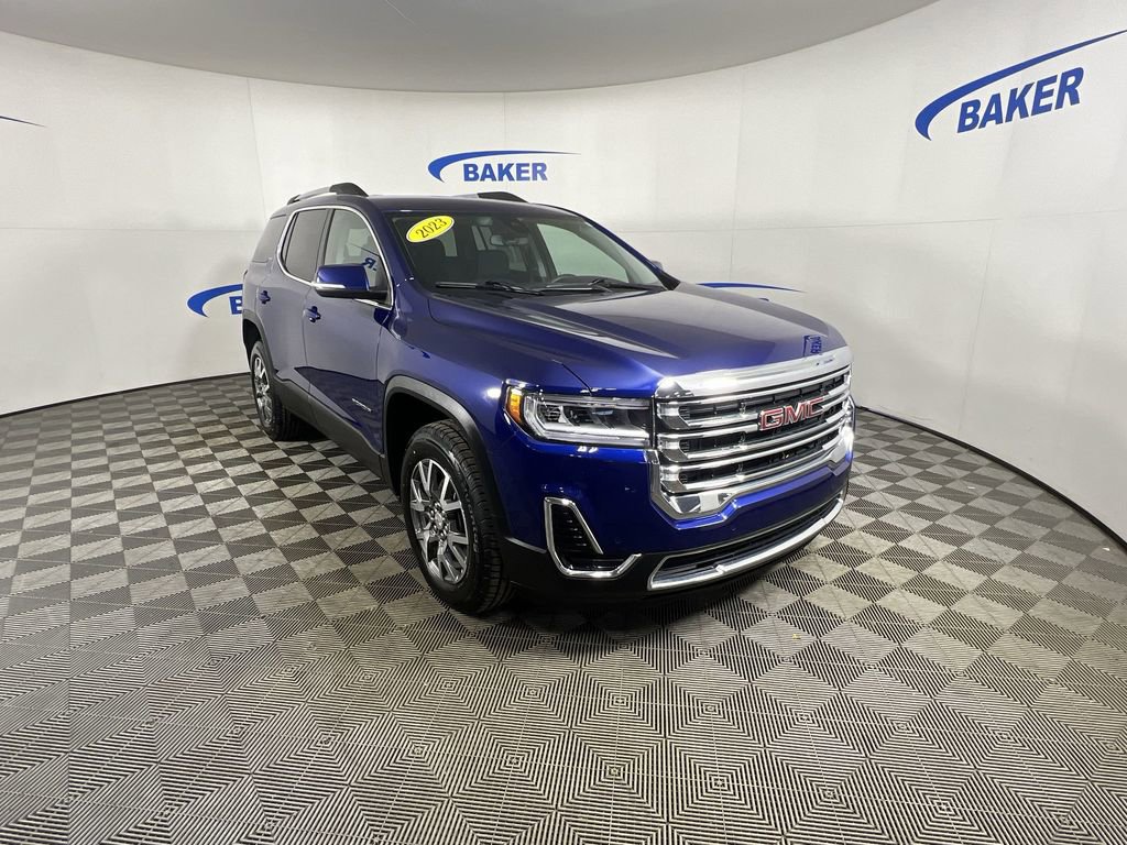 Certified 2023 GMC Acadia SLE w/ Driver Convenience Package image 2