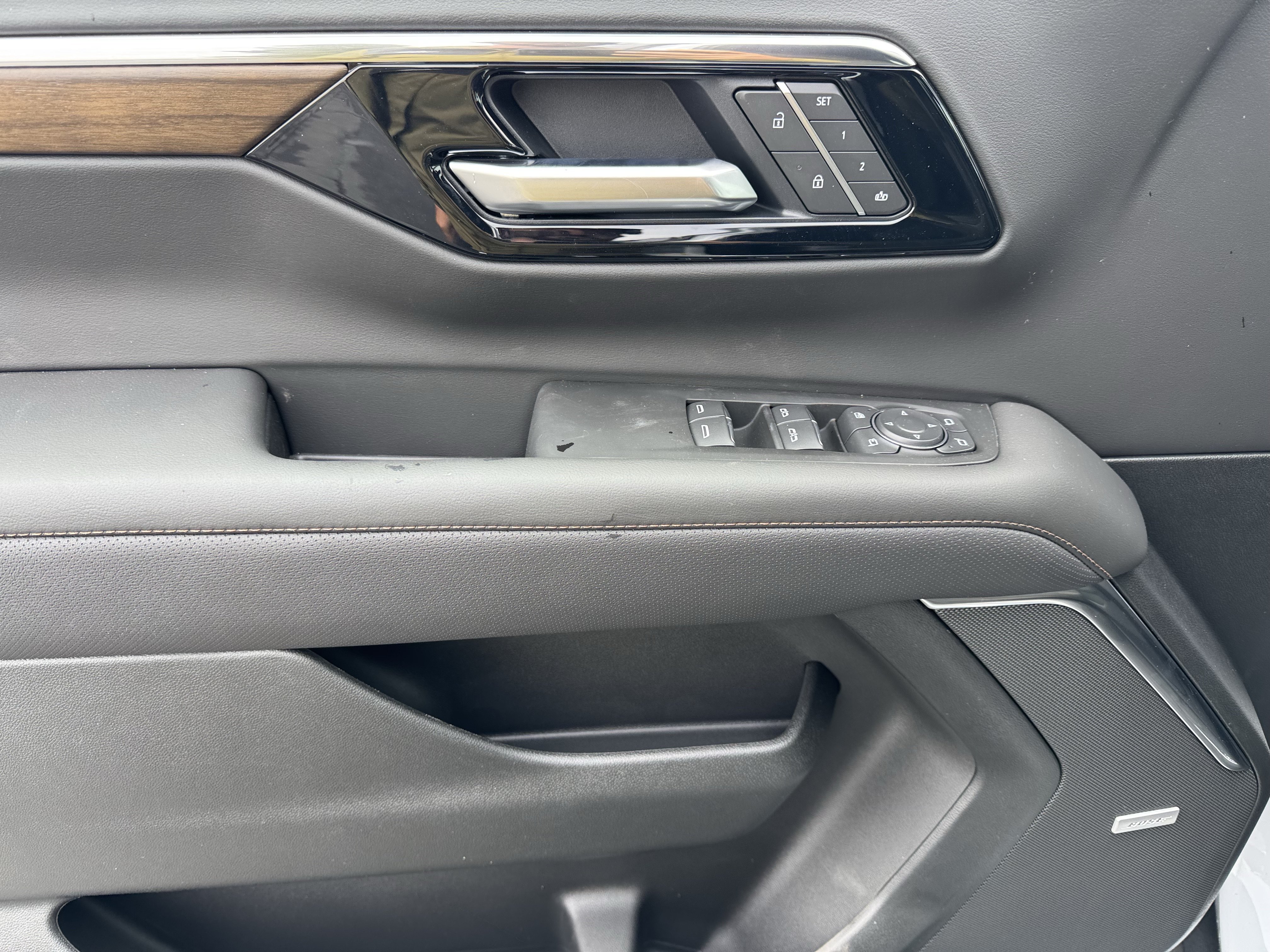 New 2026 Chevrolet Tahoe High Country AWD/4WD image 10