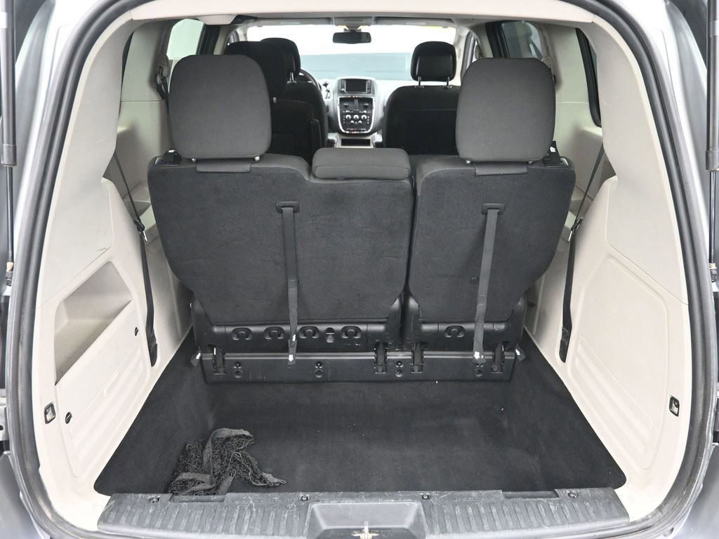Used 2019 Dodge Grand Caravan SE image 10
