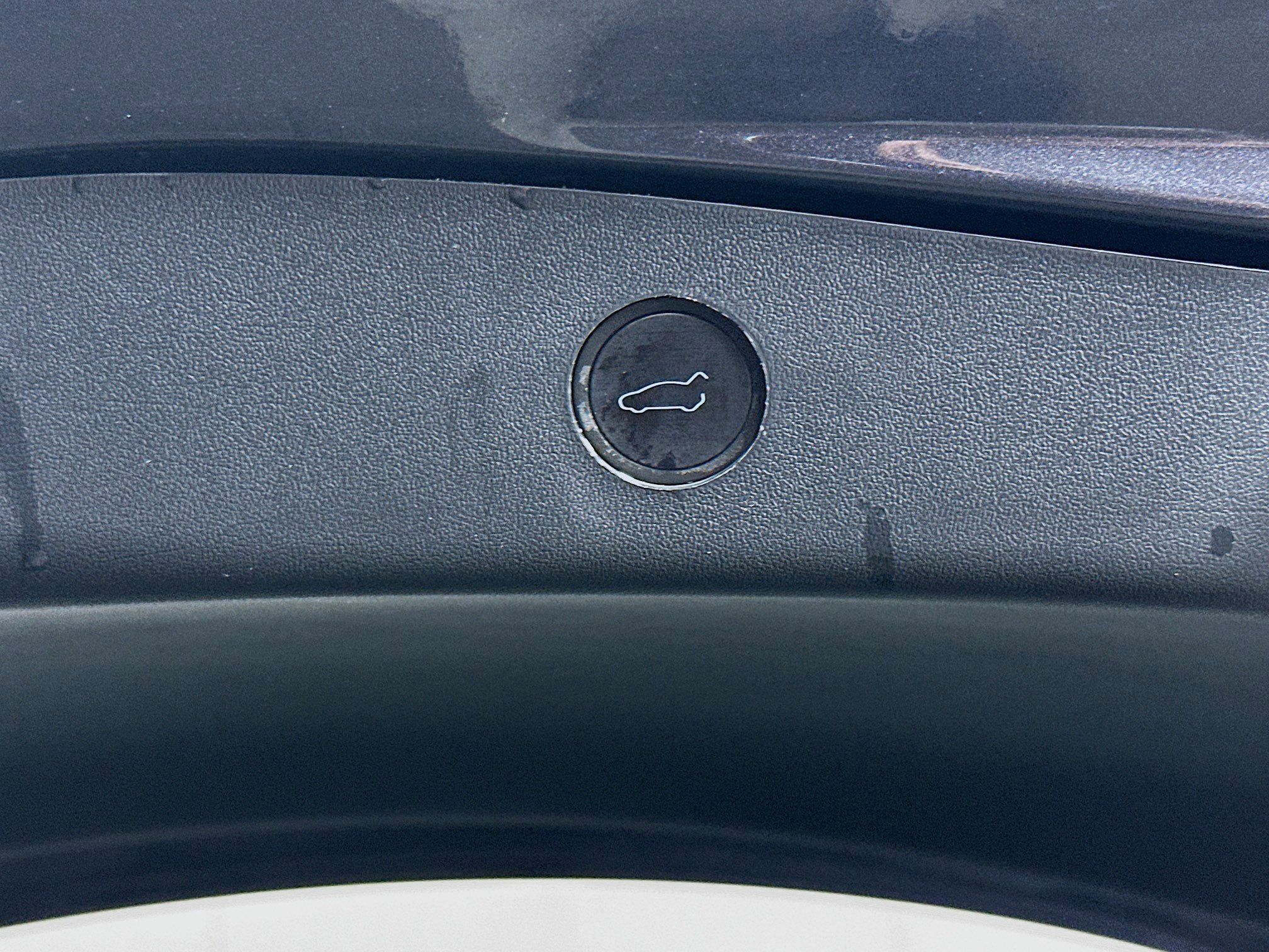 Used 2023 Tesla Model 3 Standard Range image 27