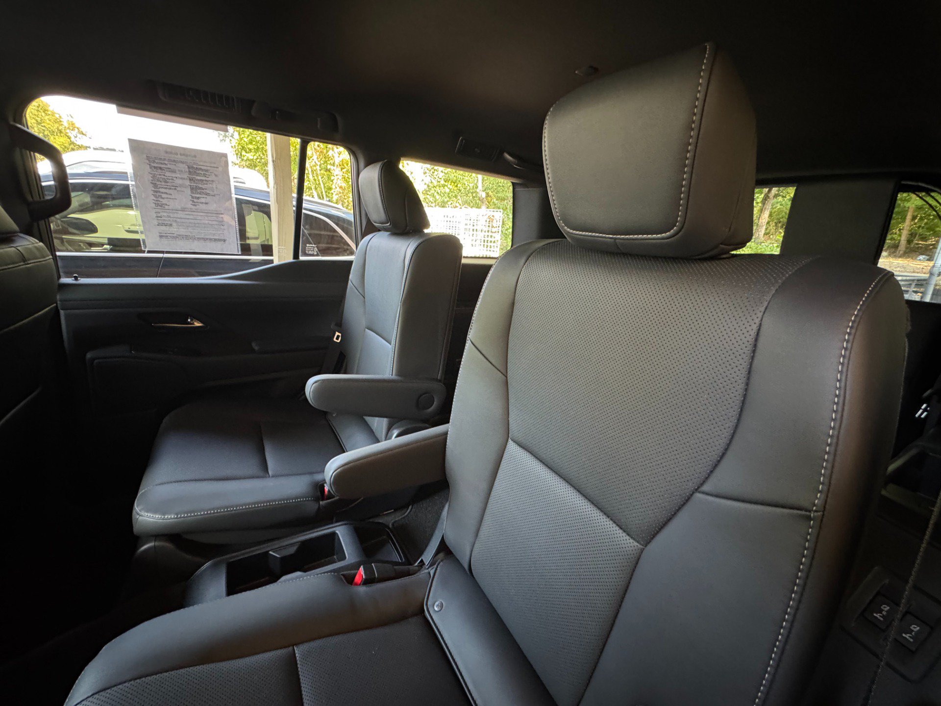 Used 2025 Lexus GX 550 w/ Cold Area Package AWD/4WD image 52