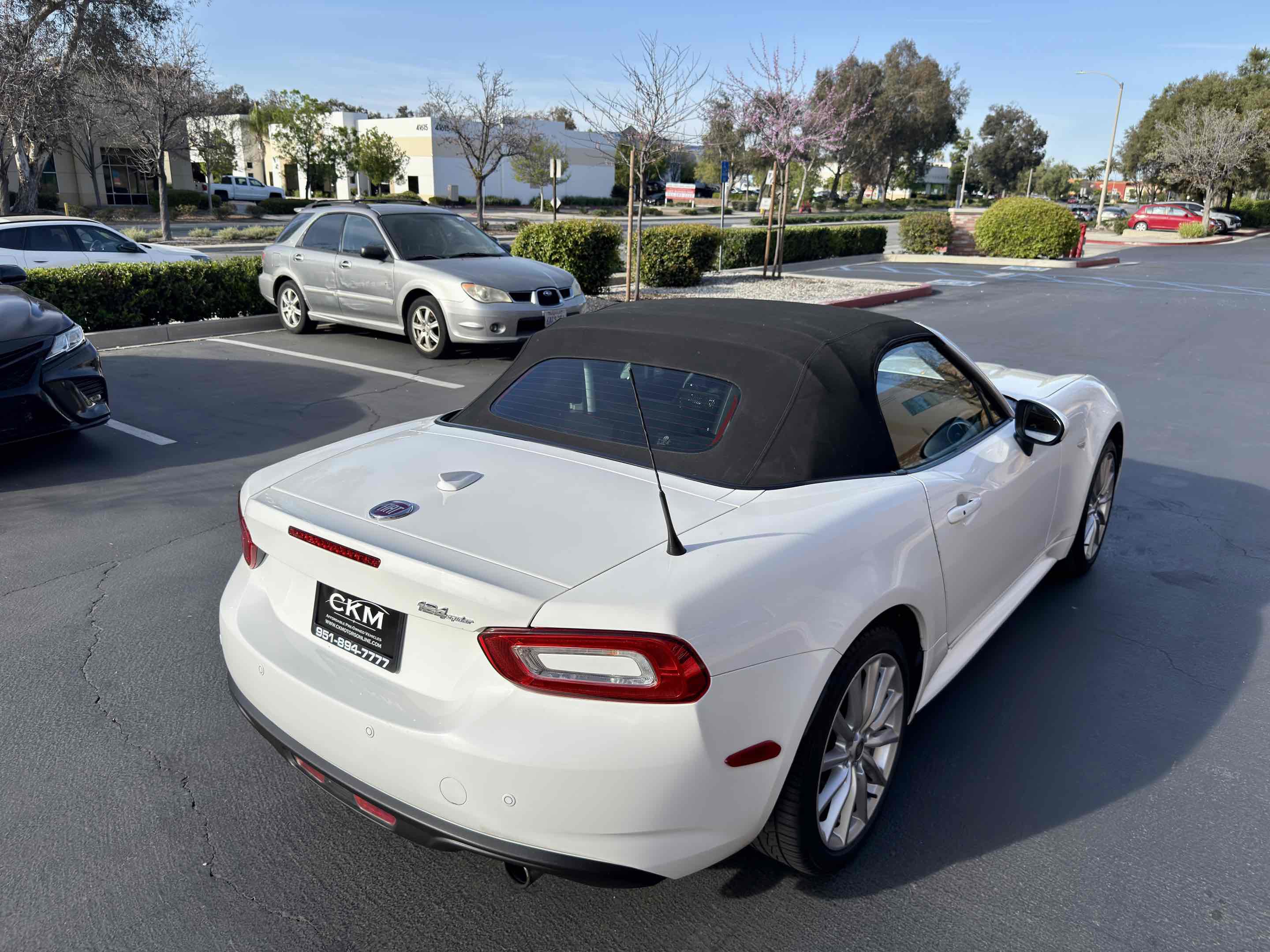 Used 2018 FIAT 124 Spider Lusso w/ Convenience Group image 11