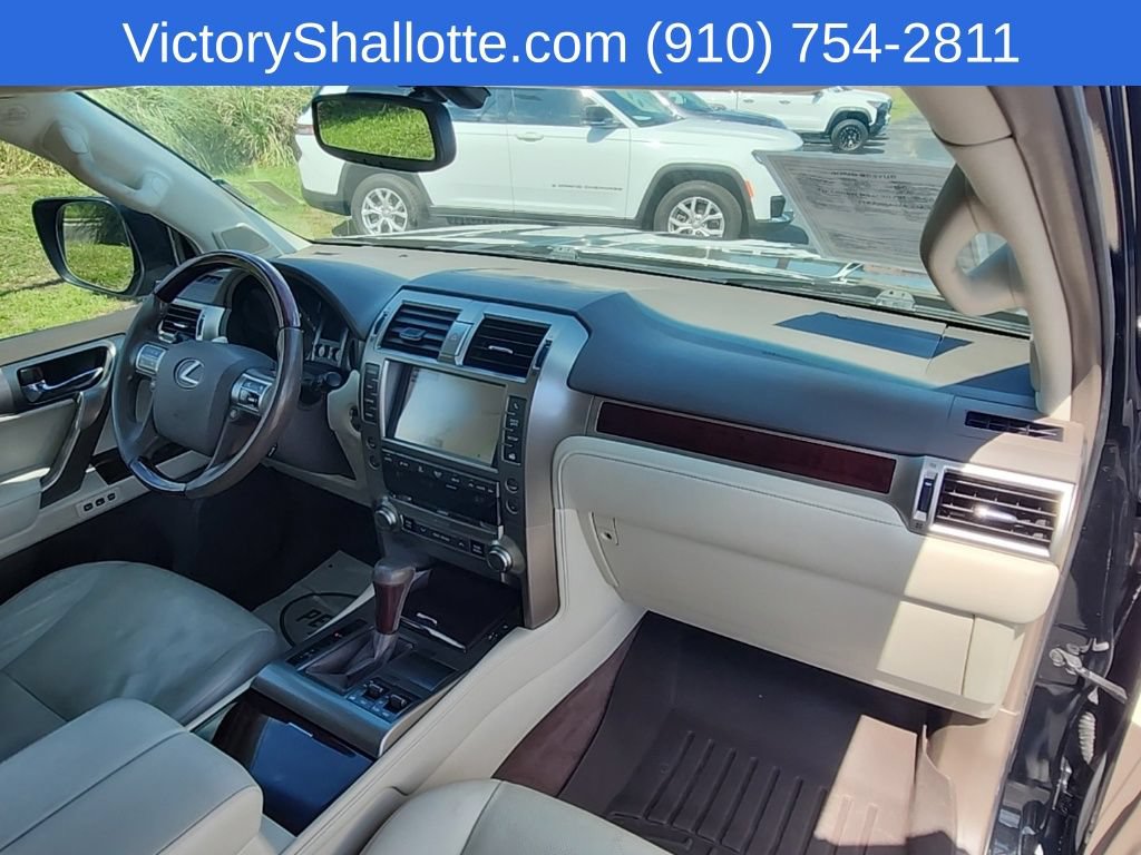 Used 2017 Lexus GX 460 Premium AWD/4WD image 43