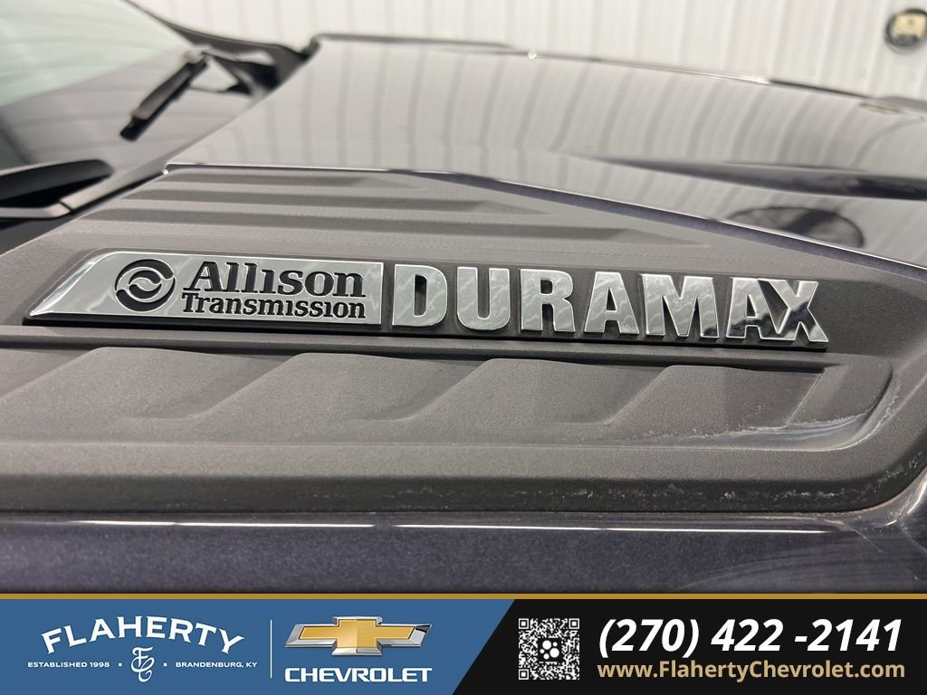 Used 2024 Chevrolet Silverado 2500 Custom w/ Custom Value Package image 18