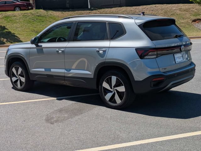 Used 2025 Volkswagen Taos S AWD/4WD image 6