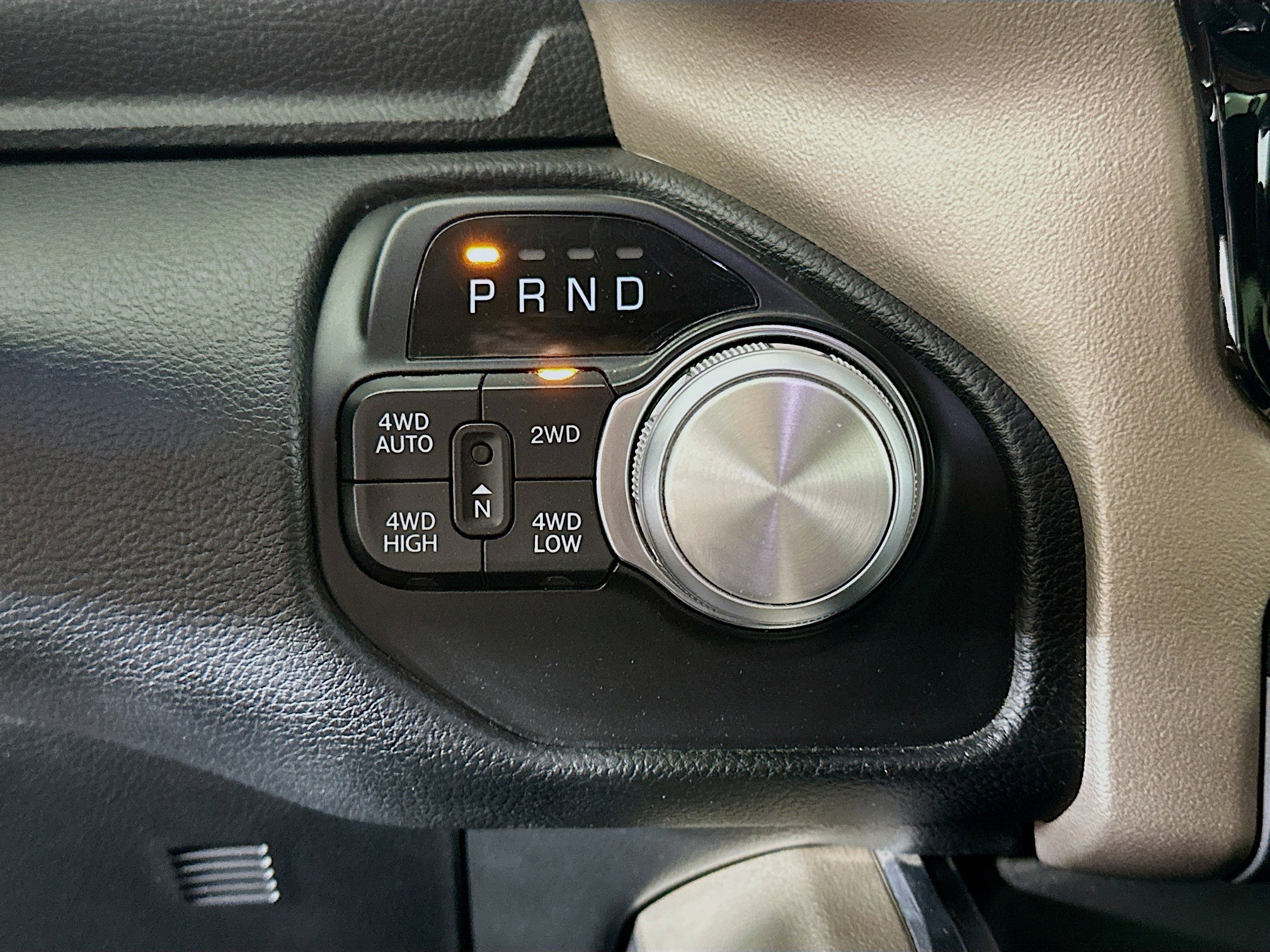 Used 2020 RAM 1500 Laramie AWD/4WD image 25
