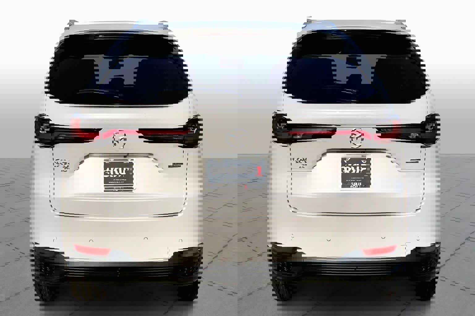 New 2026 MAZDA CX-90 Plug-In Hybrid w/ Preferred image 4