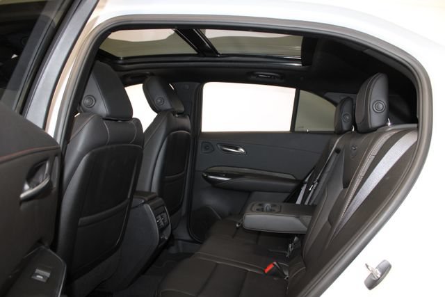 Used 2021 Cadillac XT4 Sport w/ Driver Assist Package AWD/4WD image 8