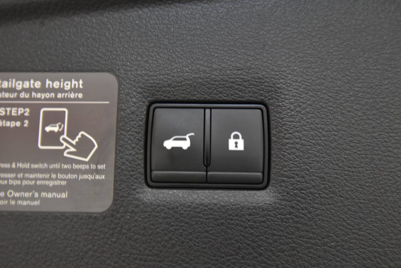 Used 2023 INFINITI QX55 Luxe w/ Cargo Package image 32