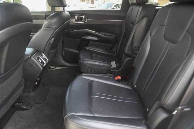 Used 2022 Kia Sorento S image 19