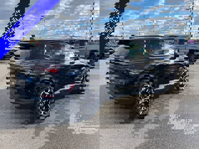 New 2026 Chevrolet Equinox EV LT image 6