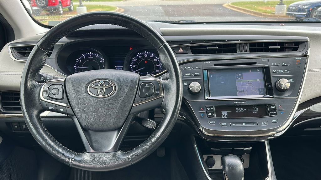 Used 2015 Toyota Avalon XLE Premium FWD image 10