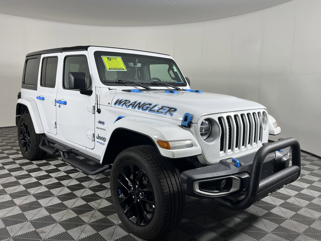 Used 2022 Jeep Wrangler Unlimited Sahara image 3