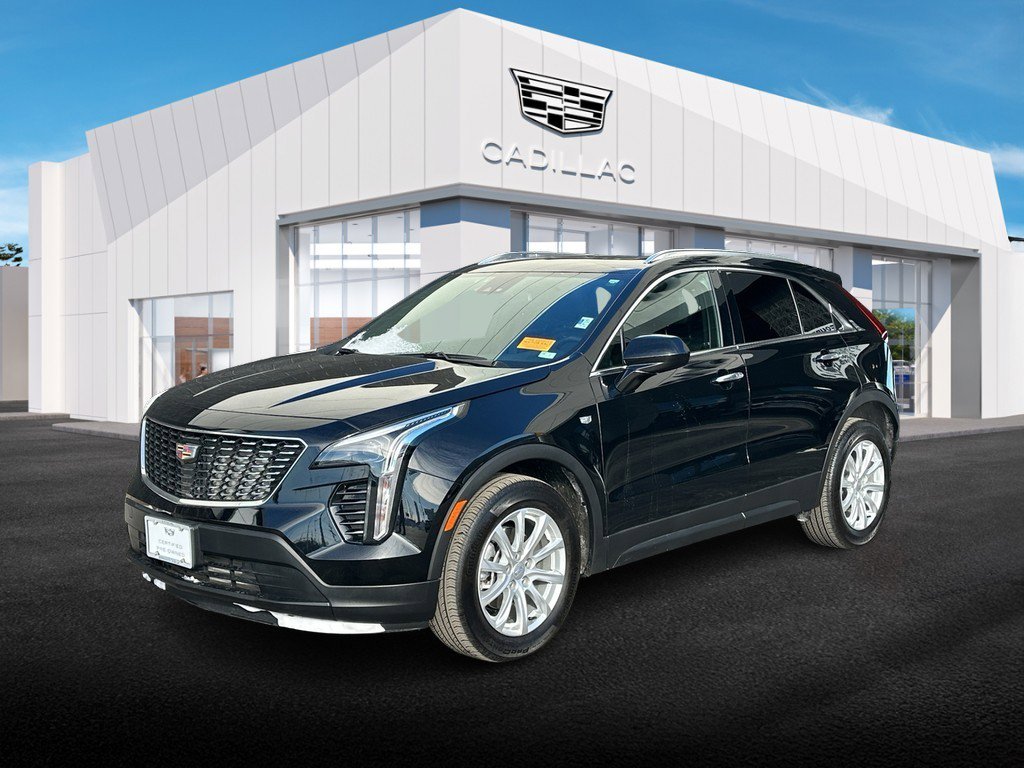 Certified 2023 Cadillac XT4 Luxury w/ Cold Weather Package image 1