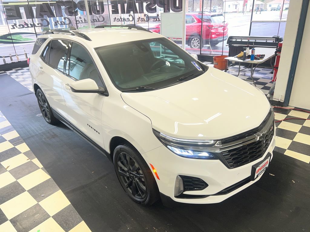 Used 2023 Chevrolet Equinox RS image 16