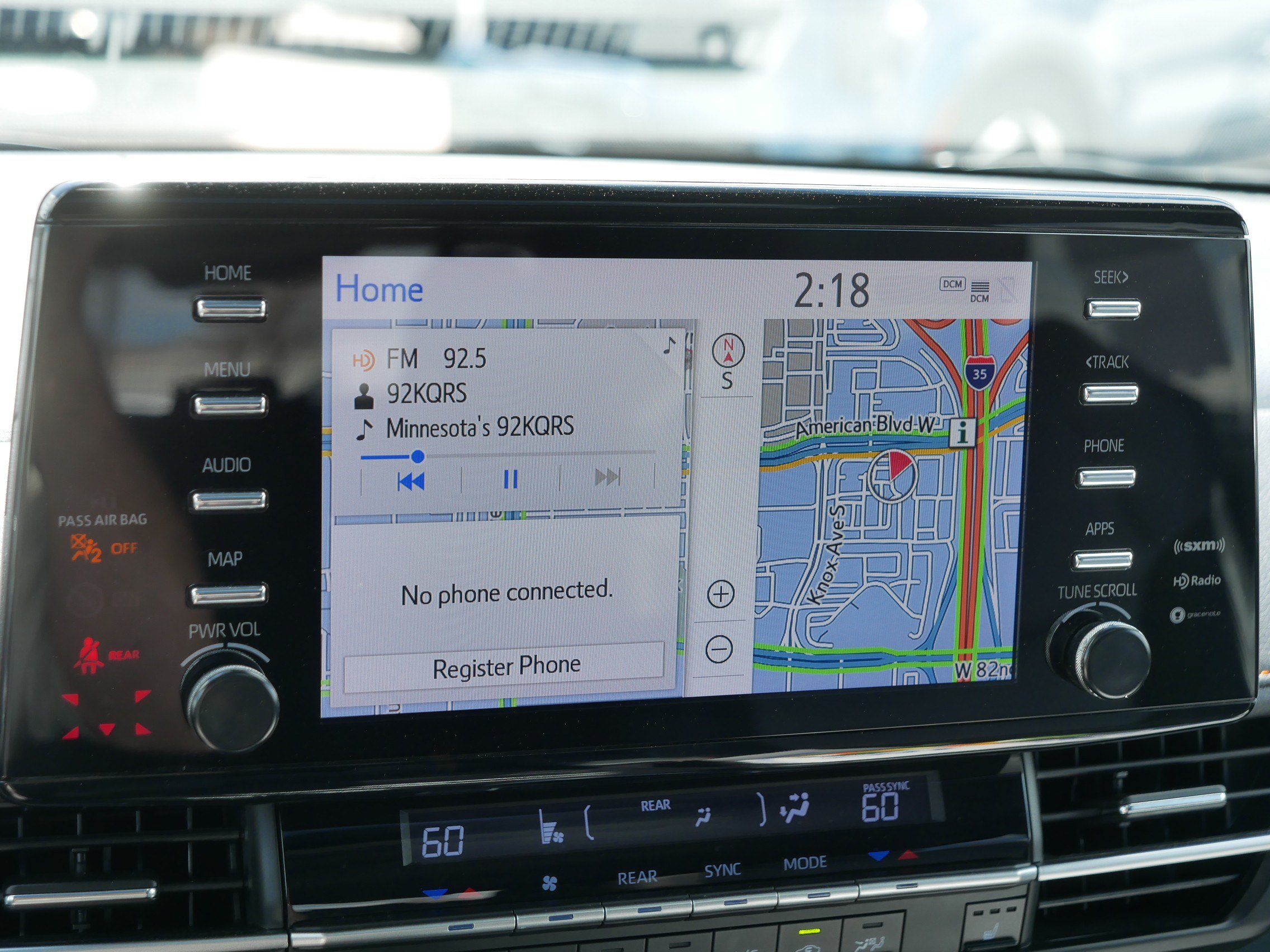 Used 2021 Toyota Sienna XSE FWD image 22