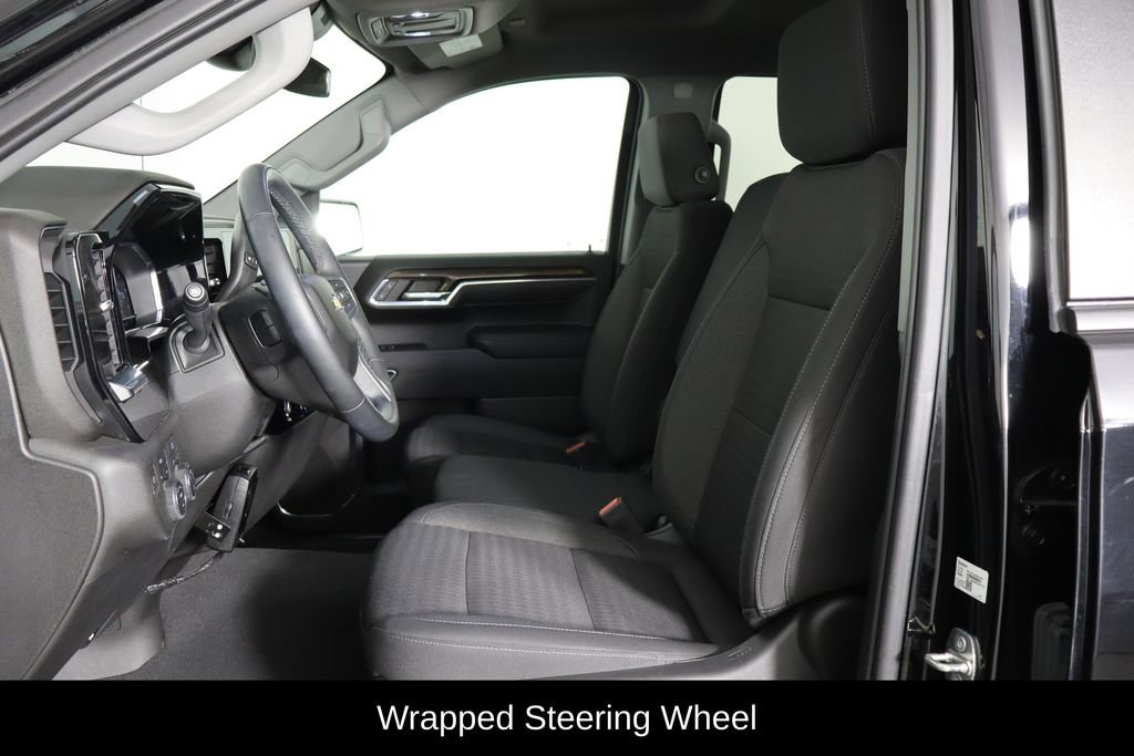 Used 2023 Chevrolet Silverado 1500 LT AWD/4WD image 14