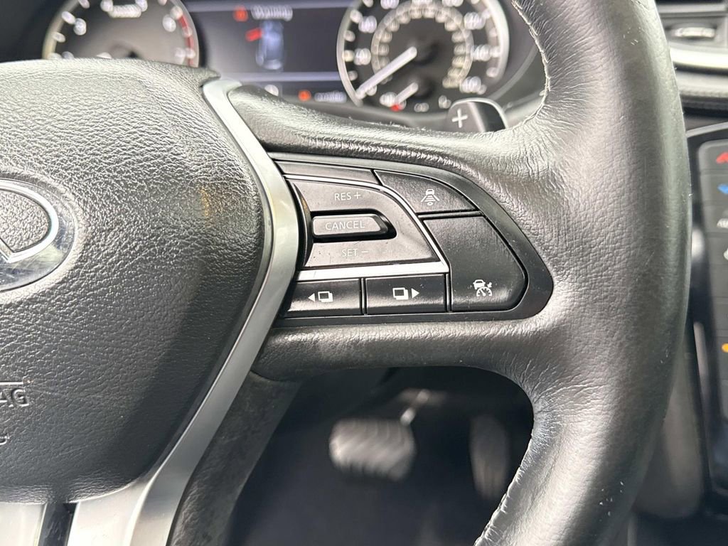 Used 2019 INFINITI QX50 Essential w/ Premium Heat Package image 9