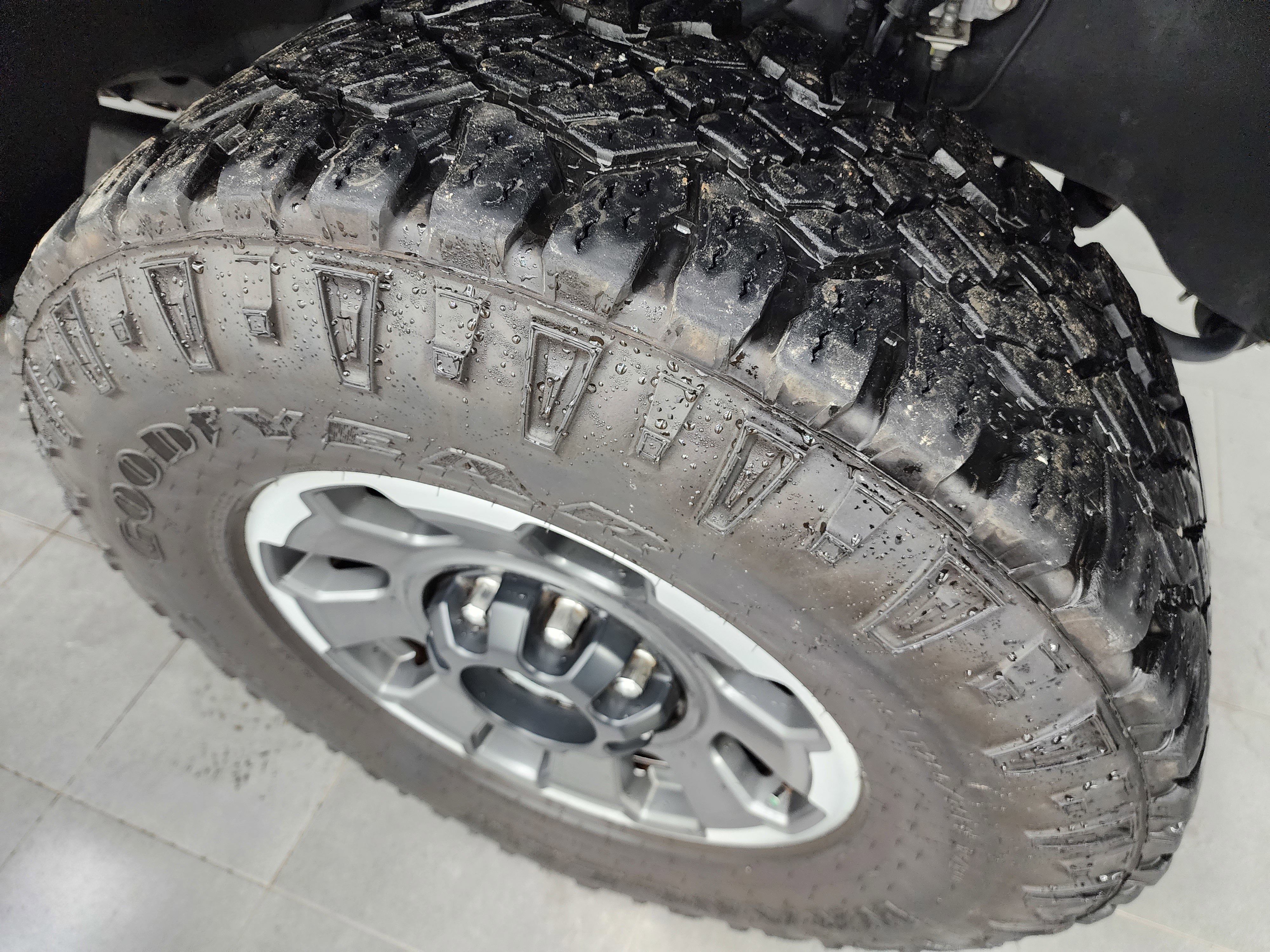 Used 2023 Ford F350 XLT w/ Tremor Off-Road Package image 3