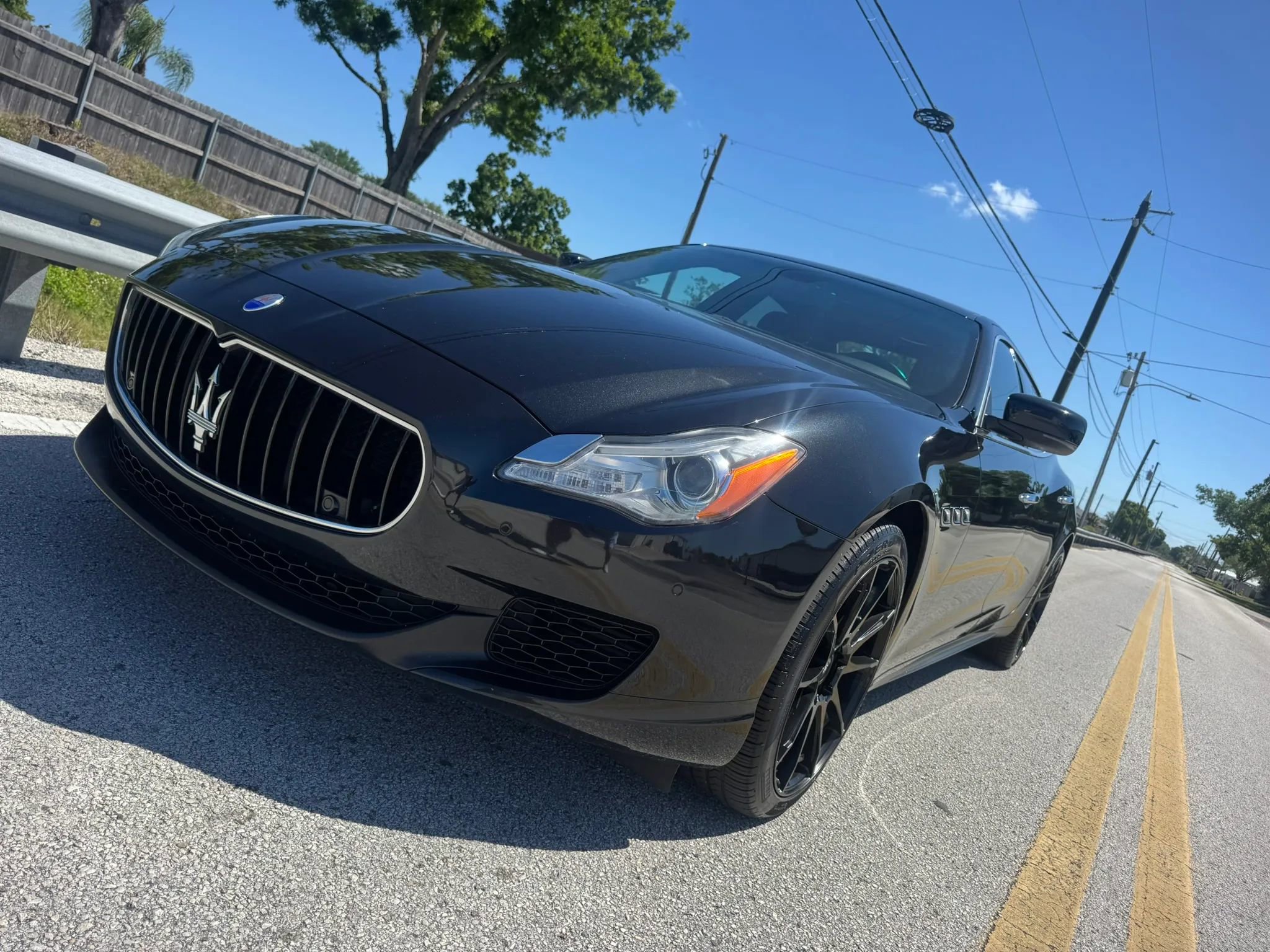 Used 2015 Maserati Quattroporte S Q4 AWD/4WD image 2