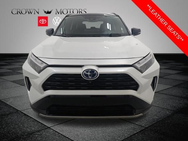 Used 2023 Toyota RAV4 XSE AWD/4WD image 2