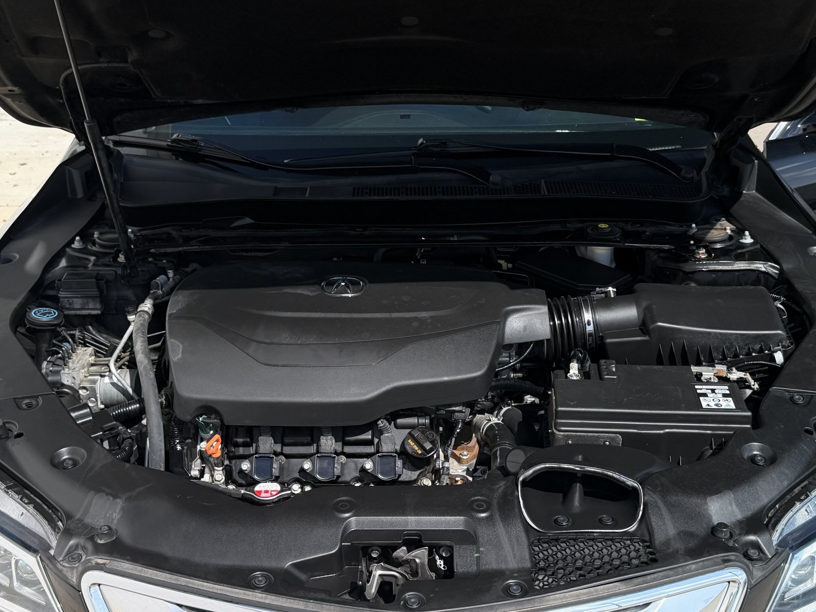 Used 2015 Acura TLX w/ Technology Package FWD image 38
