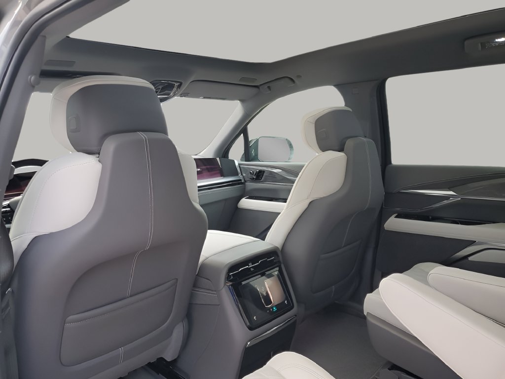 New 2026 Cadillac Escalade IQL Luxury AWD/4WD image 24