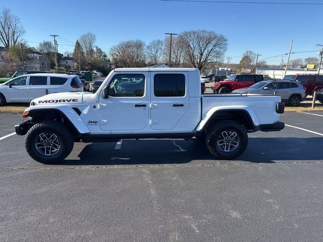 New 2026 Jeep Gladiator Mojave image 4