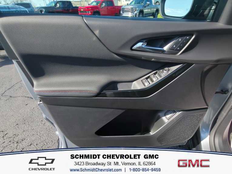 New 2026 Chevrolet Equinox RS w/ Convenience Package III image 12